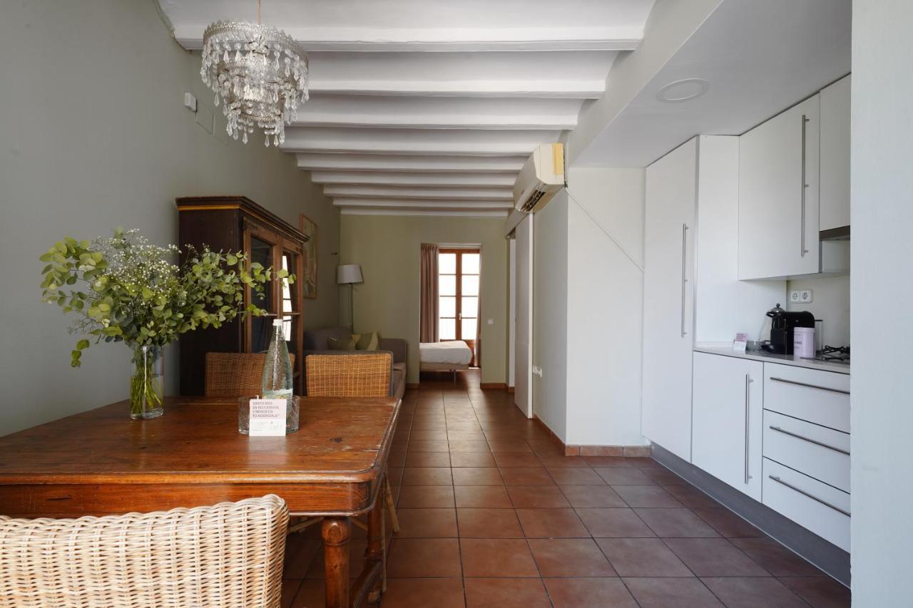 Numa Barcelona Seda Apartment Bagian luar foto