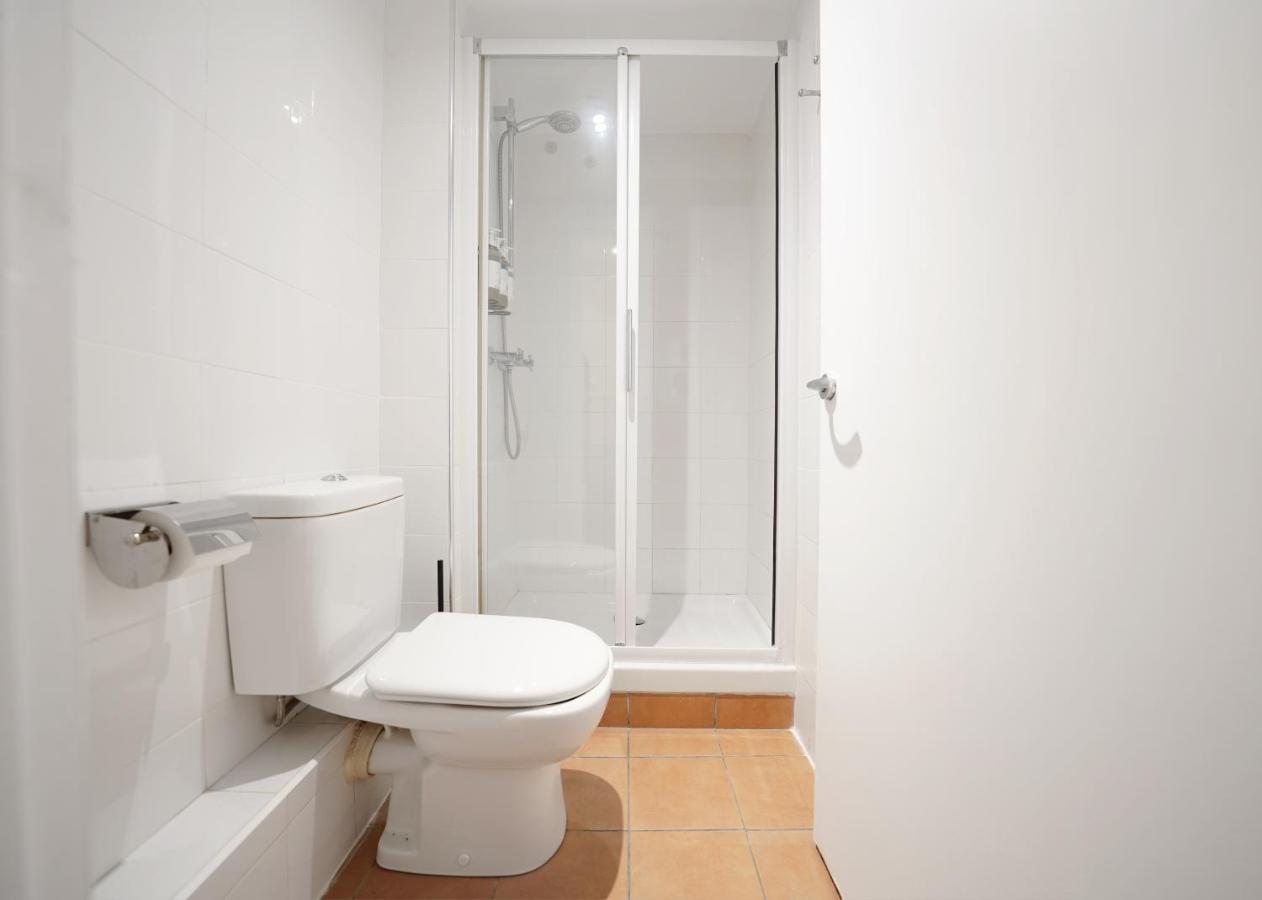 Numa Barcelona Seda Apartment Bagian luar foto